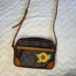 Authentic Customized Sunflower Patch monogram Louis Vuitton Trocadero Crossbody
